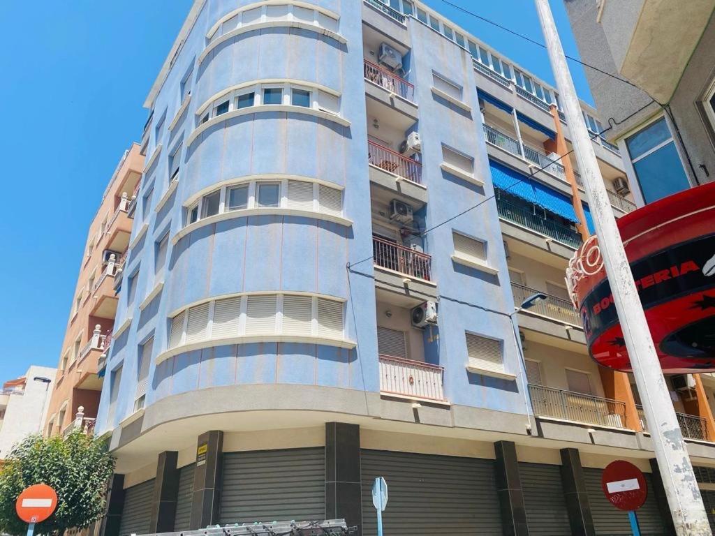Nice And New Furnished Apartments In Torrevieja Centre Exterior foto